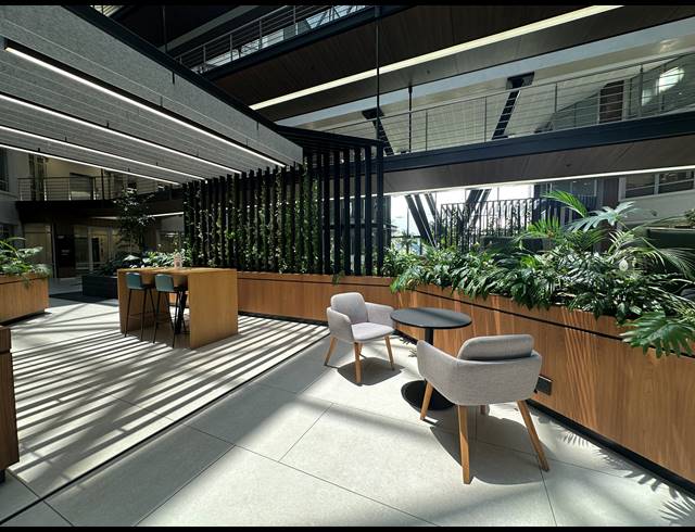 364M² OFFICE TO LET IN SANDTON CENTRAL